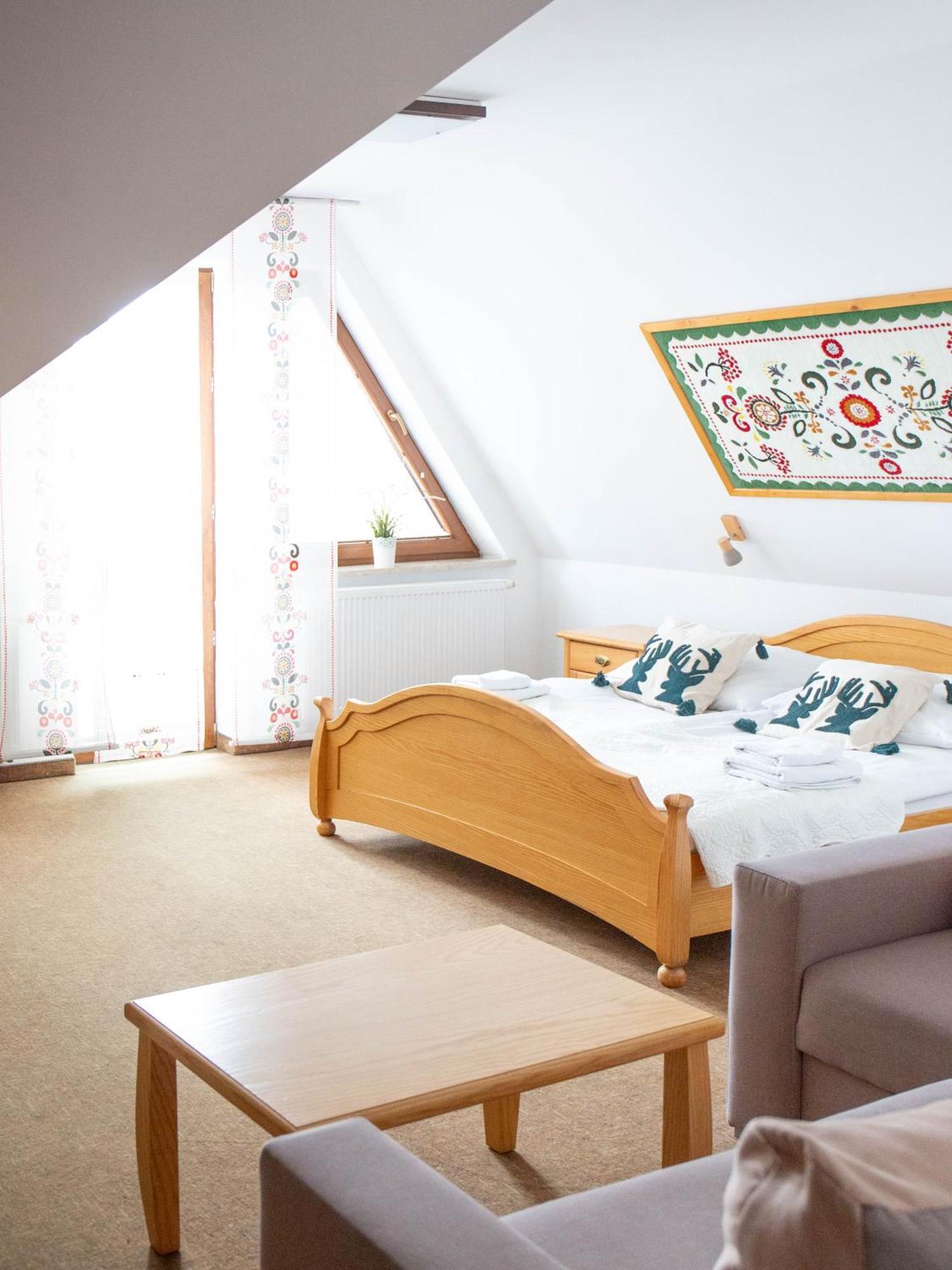 Hotel Beskidian Wegierska Gorka Esterno foto