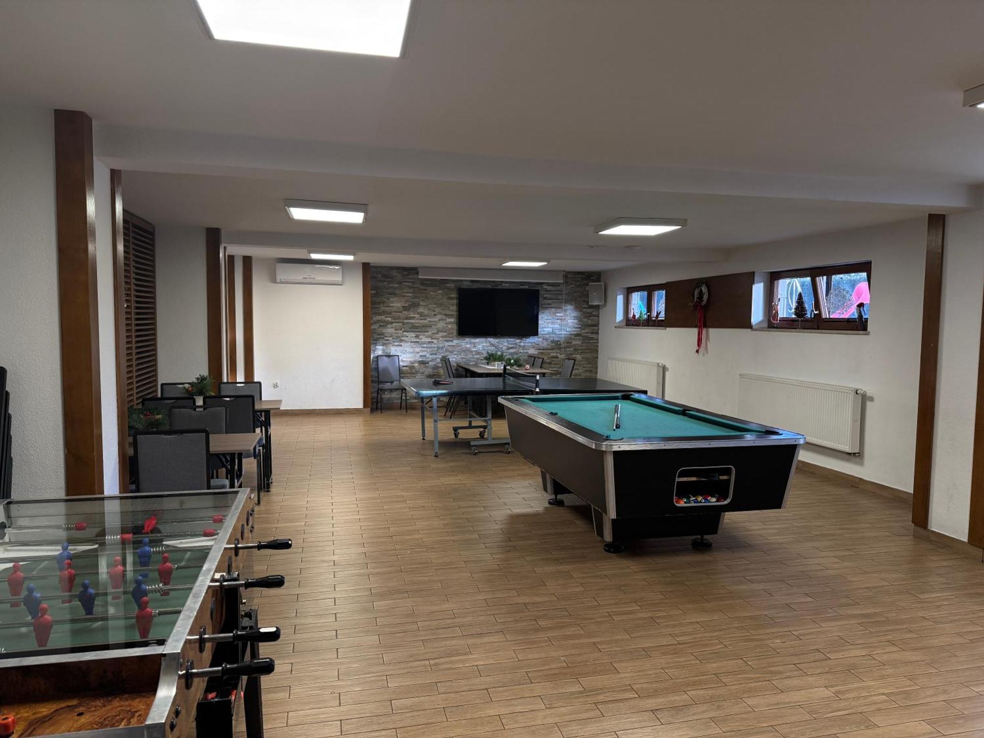 Hotel Beskidian Wegierska Gorka Esterno foto