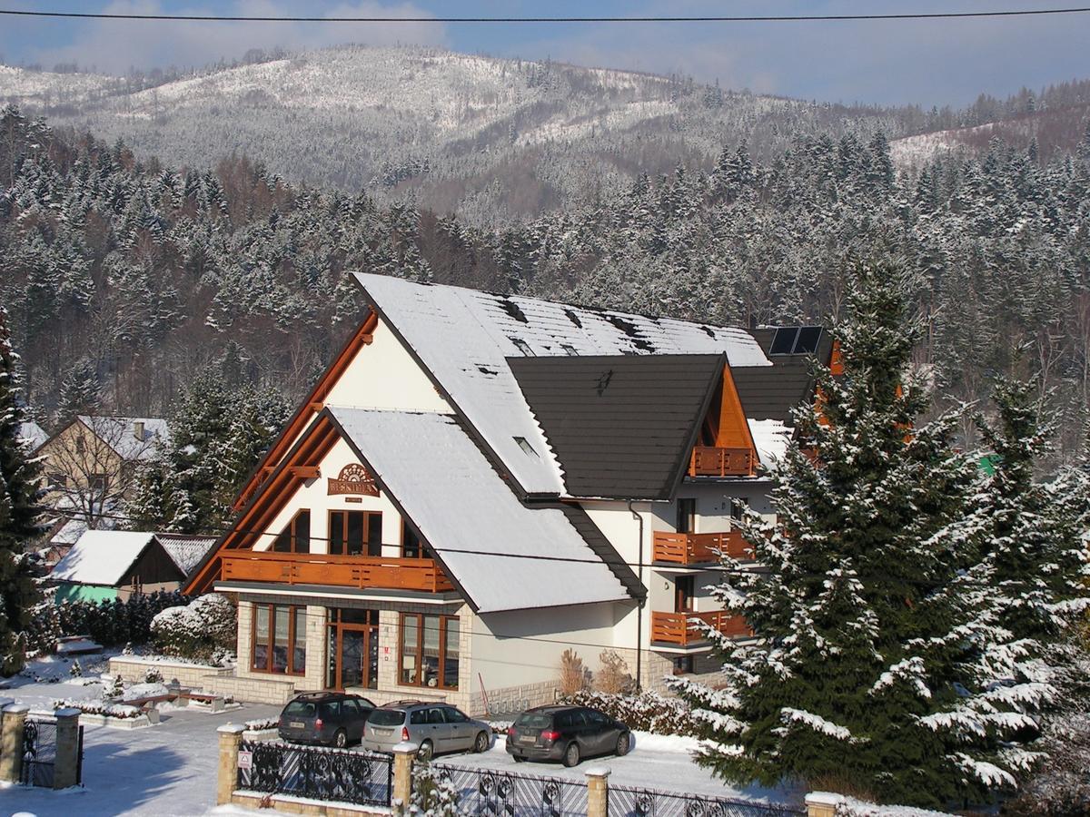 Hotel Beskidian Wegierska Gorka Esterno foto