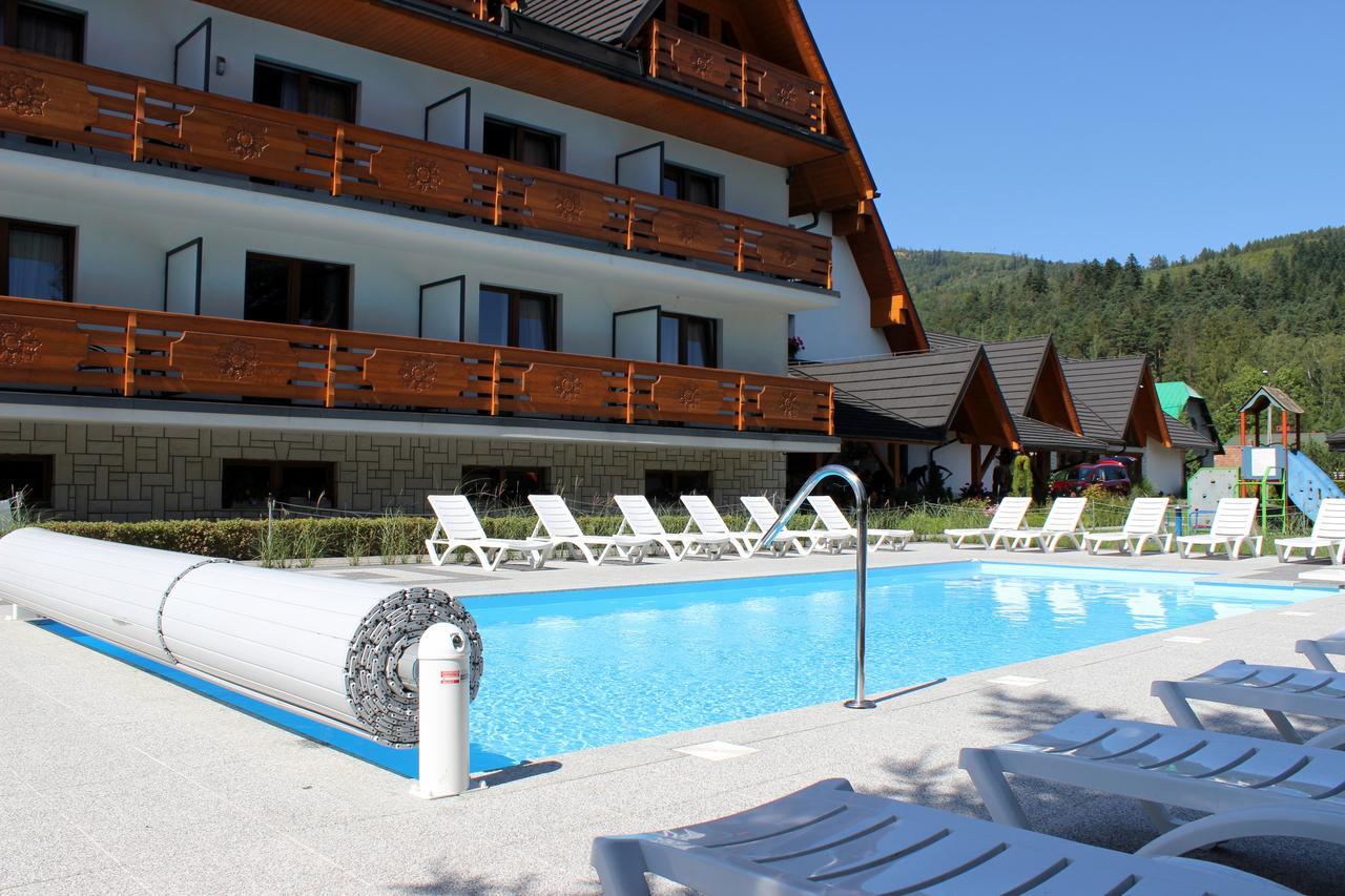 Hotel Beskidian Wegierska Gorka Esterno foto
